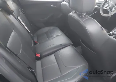 2018 Ford Focus Titanium from USA, damaged, VIN 1FADP3J28JL200516